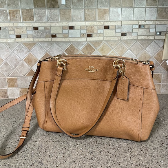 Coach Handbags - Coach Brooke Carryall Handbag Cross Grain Leather